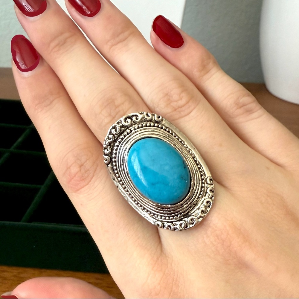 Vintage Large Faux Turquoise & Silver Tone Statement Ring Blue Size 8 Adjustable